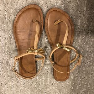 Tan sandles size 7 1/2